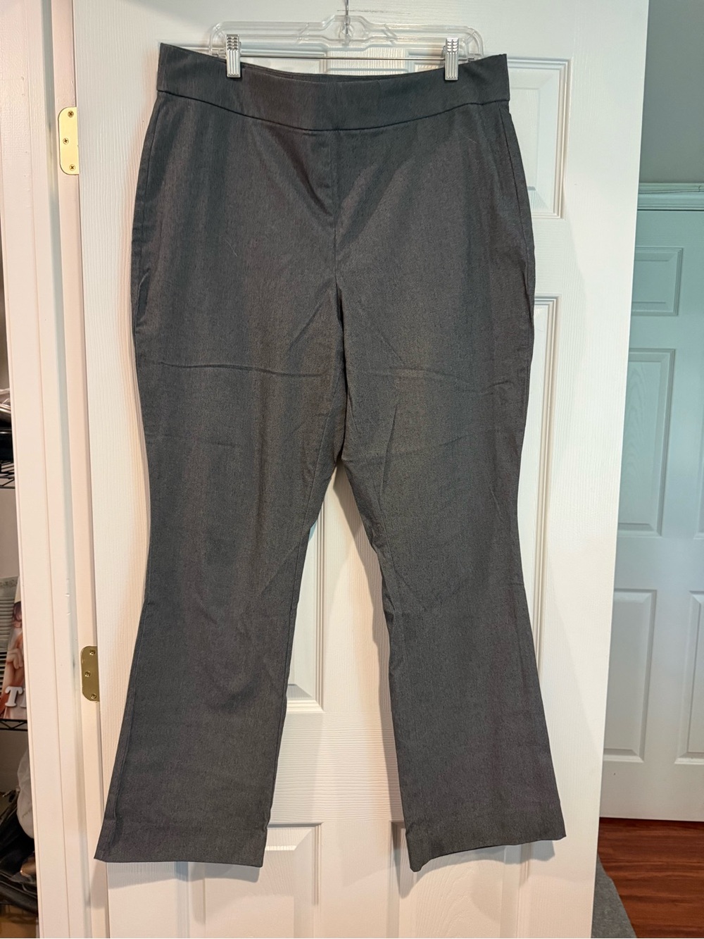 Simply Vera Vera Wang Women’s Boot Cut Pants in Charcoal Gray XXL